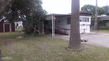 Main picture of 810 North Blvd