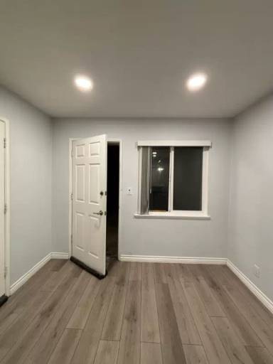 Main picture of 2304 E Virginia Ave