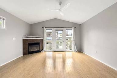 Main picture of 923 SE 34th Ave