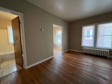 Main picture of 468 Herschel St