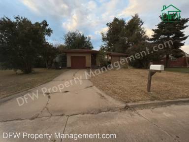 Main picture of 6103 NW Euclid Ave
