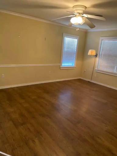 Main picture of 175 W Hartel St