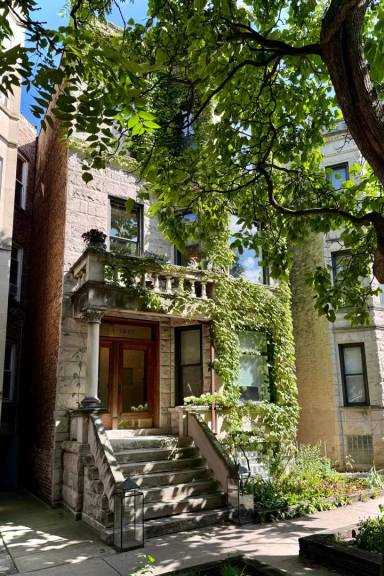 Main picture of 1537 N Claremont Ave