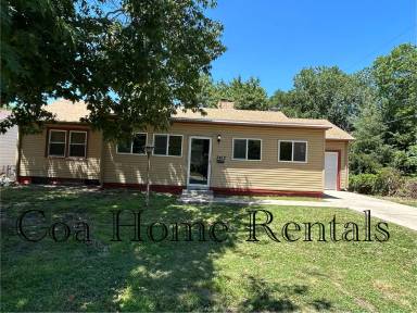 Main picture of 3412 E 9th St N