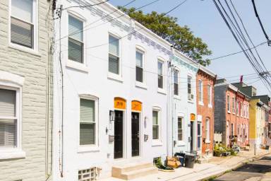 Main picture of 2519 E Gordon St