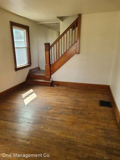 Main picture of 344 Massie Ave