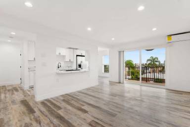 Main picture of 4475 49th St