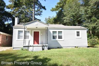 Main picture of 200 Sedberry St