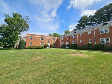 Main picture of 7420 Hampton Blvd