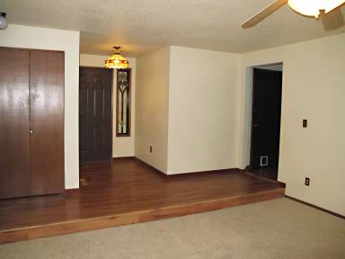 Main picture of 601 NW Ensign Dr