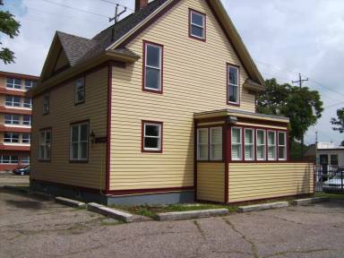 Main picture of 425 W 5th Ave