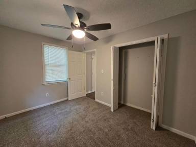 Main picture of 930 Weiss Ave