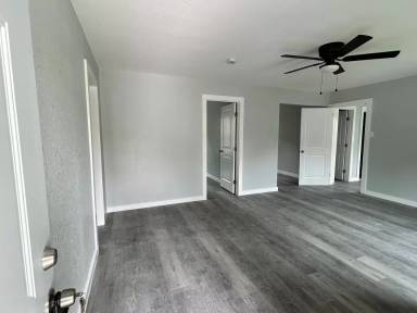 Main picture of 2619 18th Ave