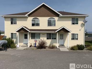 Main picture of 2676 Overlook Blvd