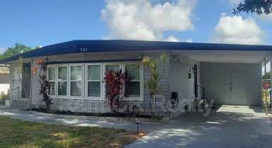 Main picture of 245 Lake Tarpon Dr