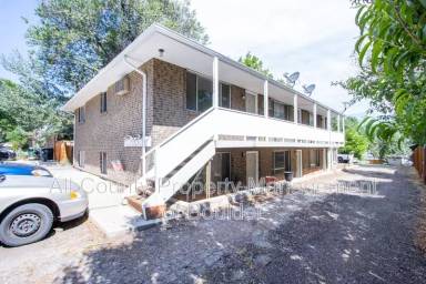 Main picture of 1836 9th Ave