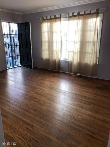Main picture of 1400 N Mansfield Ave