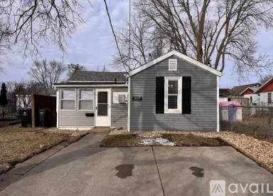 Main picture of 307 W Stewart St