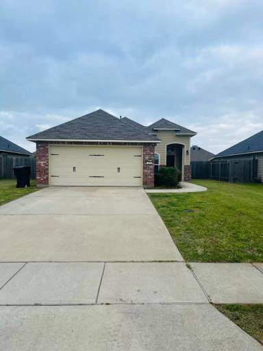 Main picture of 344 Avondale Ln