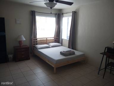 Main picture of 4841 E Melissa St
