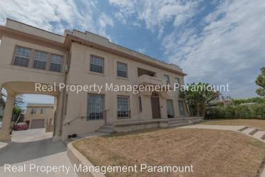 Main picture of 2215 7th Ave