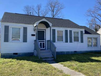 Main picture of 413 Colonial Ave