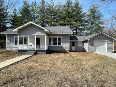 Main picture of 1052 E Honey Hills Dr