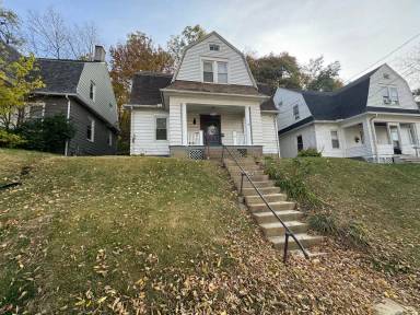 Main picture of 2420 7th Ave