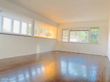 Main picture of 3356 Bellota Way