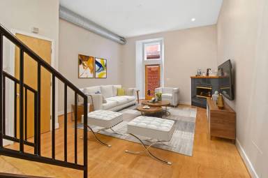 Main picture of 657 Washington Blvd