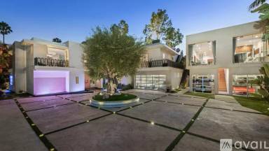 Main picture of 1111 Sierra Alta Way