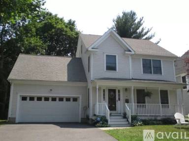 Main picture of 44 Orange St