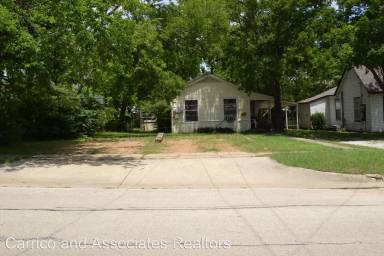 Main picture of 520 W Sycamore St