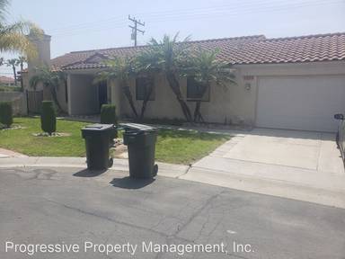 Main picture of 2042 W Bowsprit Ln
