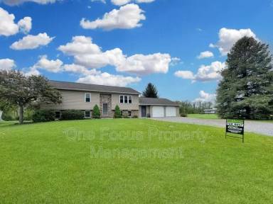 Main picture of 313 Van Horn Blvd