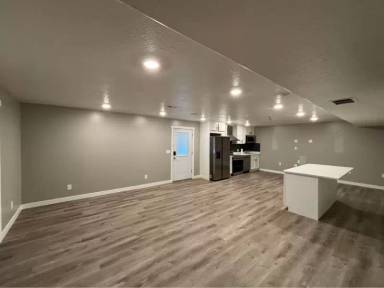 Main picture of 1427 W Dairy Ln