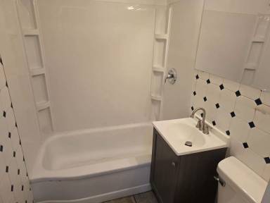 Main picture of 2321 S Pershing Dr