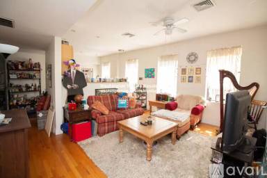 Main picture of 244 Market St