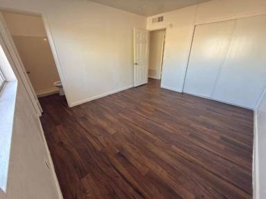 Main picture of 3627 W Northview Ave