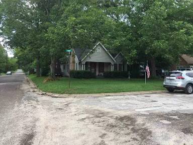 Main picture of 620 Mary St