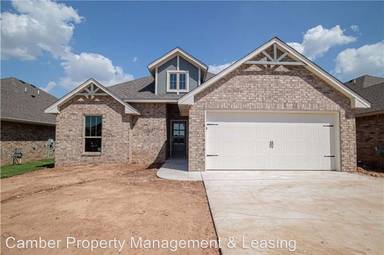 Main picture of 3700 Palisade Ln