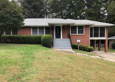 Main picture of 1468 N Amanda Cir NE