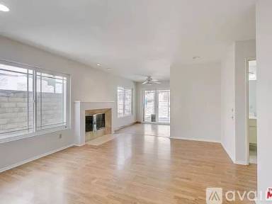 Main picture of 10224 Hanna Ave