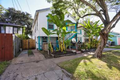 Main picture of 2014 39th St