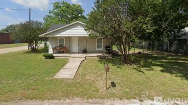Main picture of 814 N Paddock St