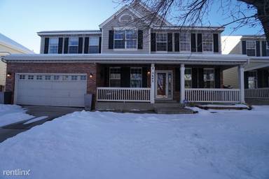 Main picture of 5645 S Lamar St