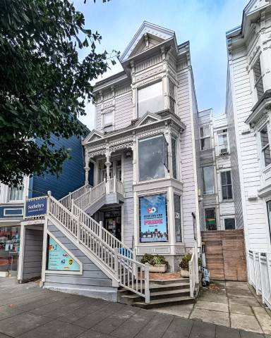 Main picture of 584 Castro St