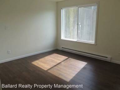 Main picture of 9030 Greenwood Ave N