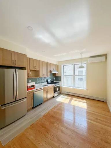 Main picture of 8752 18th Ave