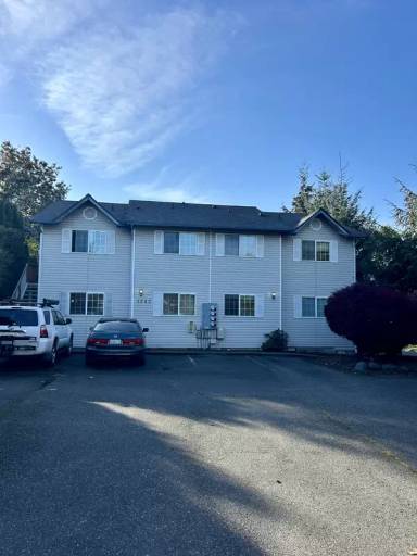 Main picture of 1343 Pacific St
